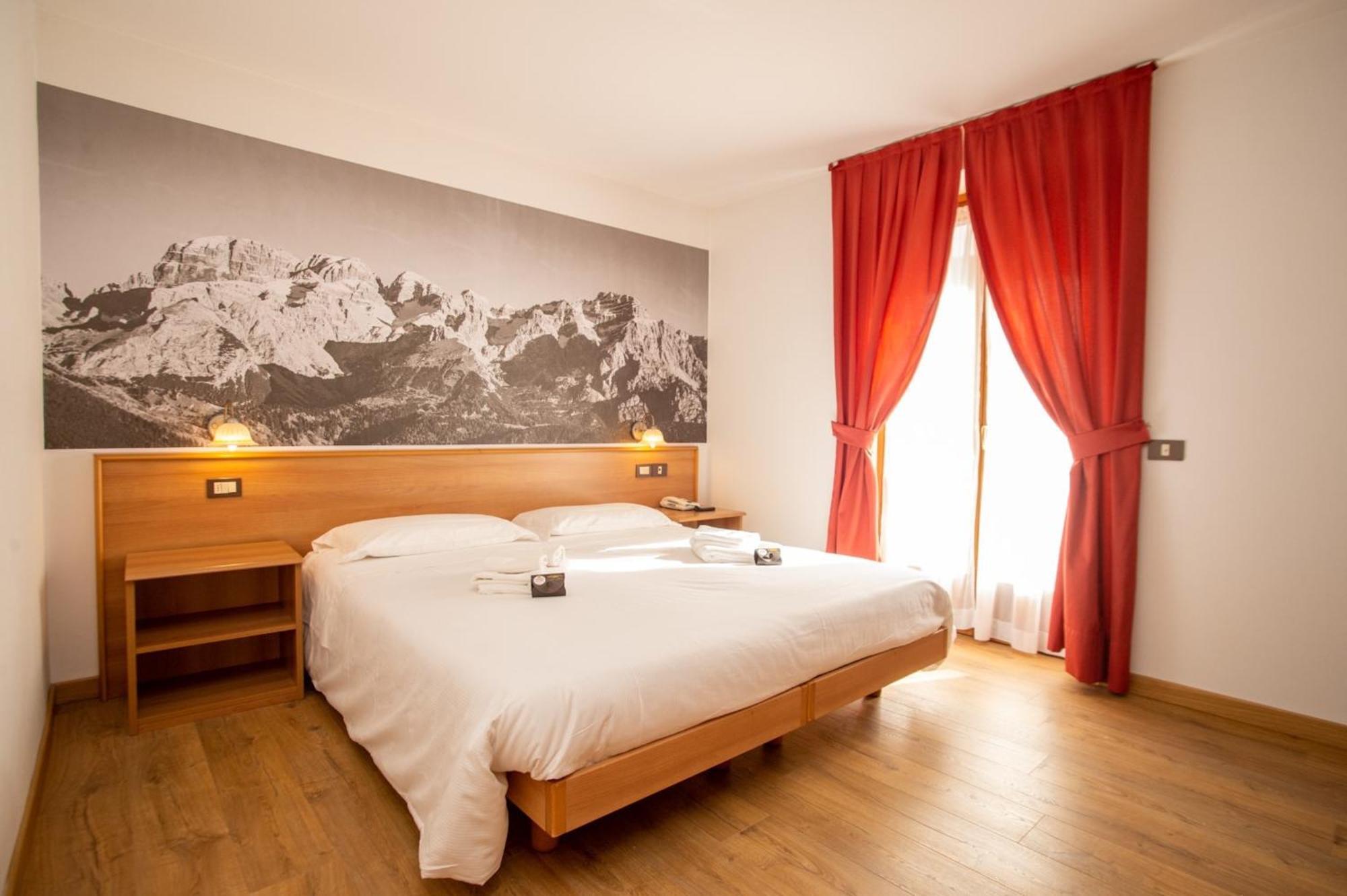Park Residence Imperator Carisolo Exterior foto
